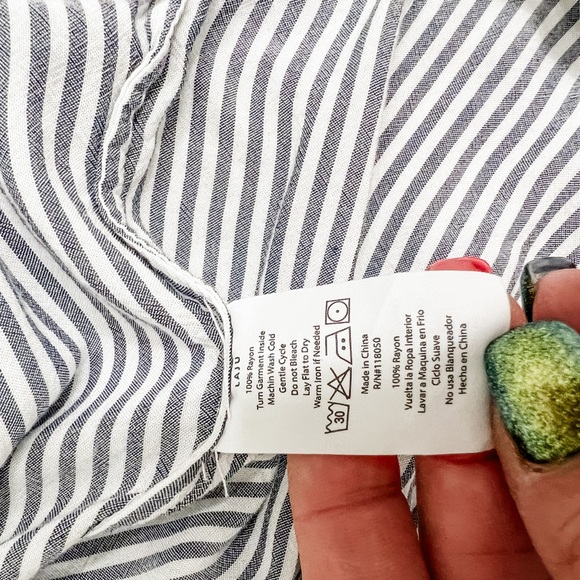 Laju Navy Striped Collared Button Down Floral Embroidery Accent Size Large - Picture 7 of 8